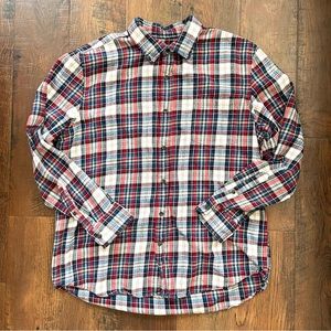 ST JOHN’S BAY men’s flannel button down top, size XL